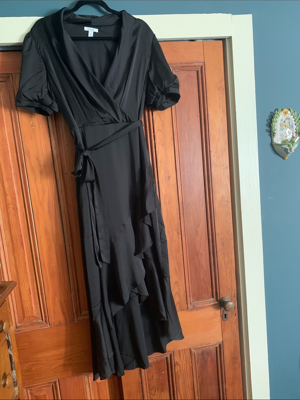 Nine West tiered black dress